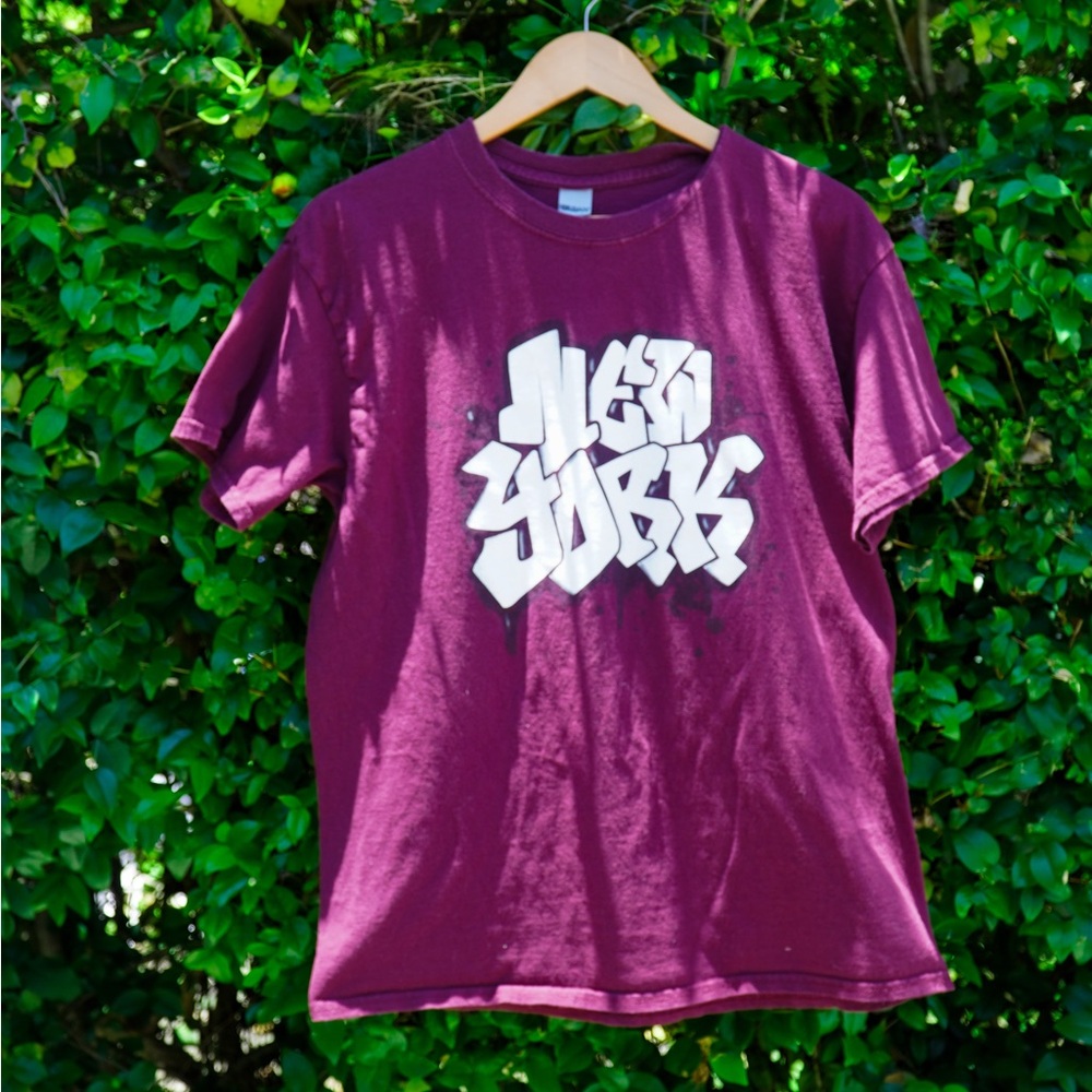 Burgundy New York Graffiti Tee - Urban Street Style